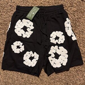 Men’s Denim Tear black and white cotton shorts